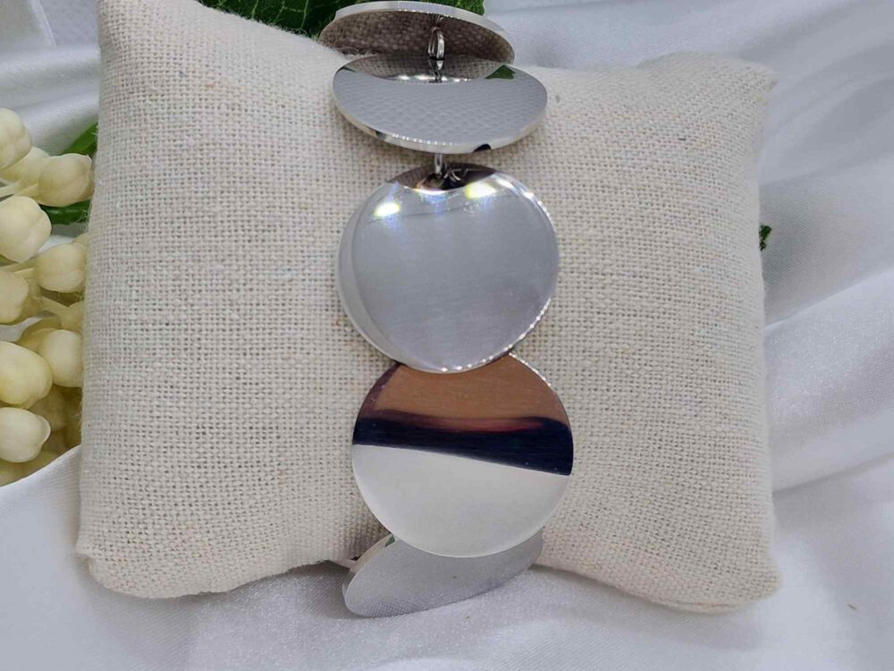 Pulsera Círculos - Pulsera con círculos enlazados de acero inoxidable.